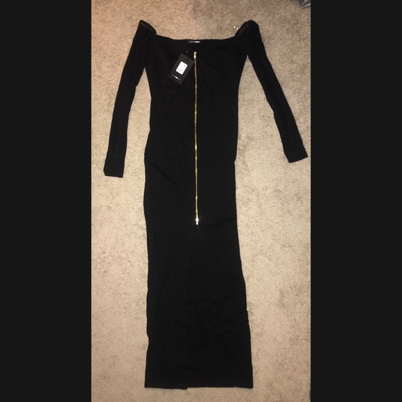 SLEEK & SEXY OFF THE SHOULDER BLACK DRESS - NWT! - Picture 2 of 5